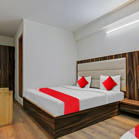 Hotel O Alfa Manāli Esterno foto