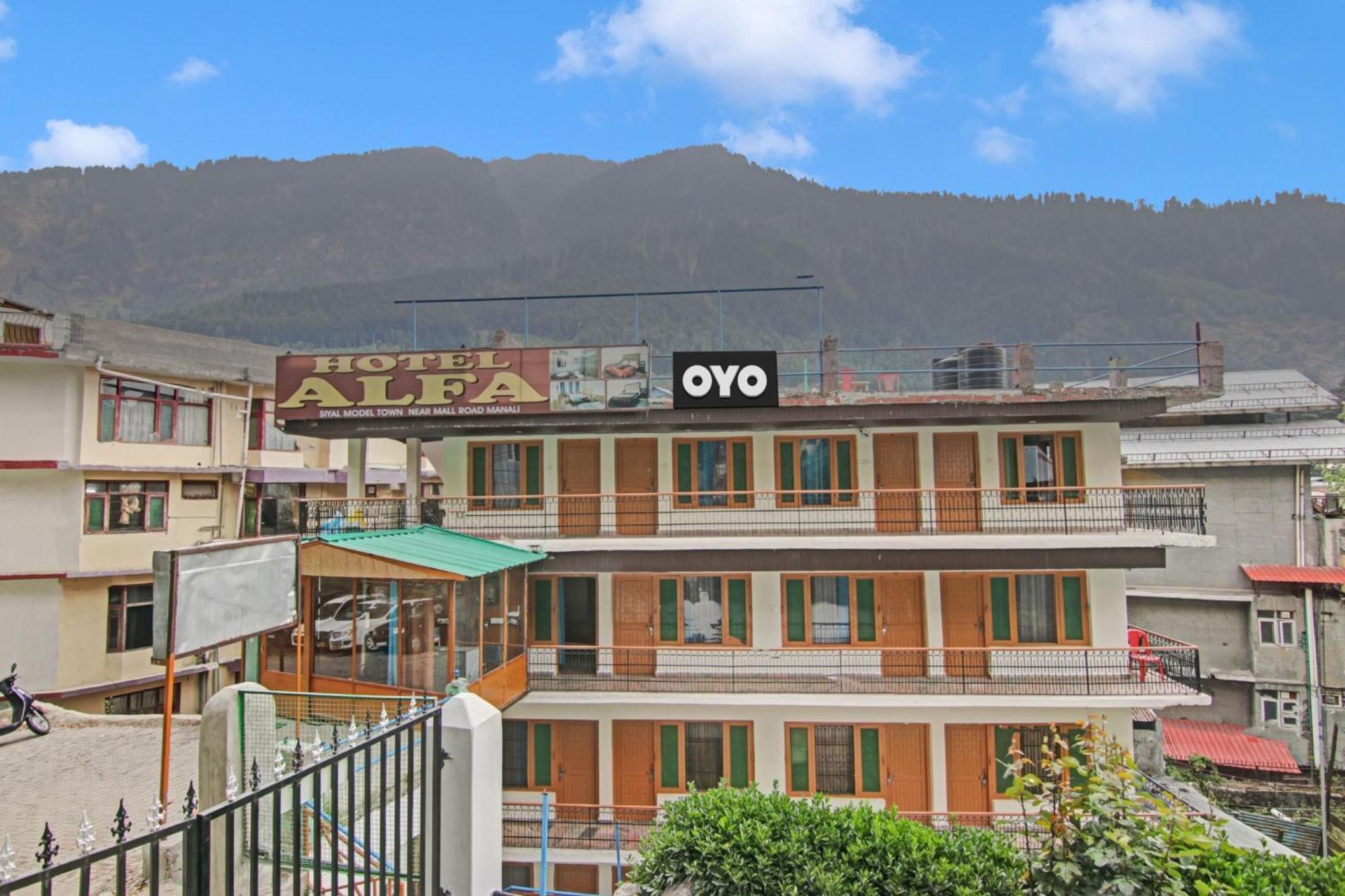 Hotel O Alfa Manāli Esterno foto