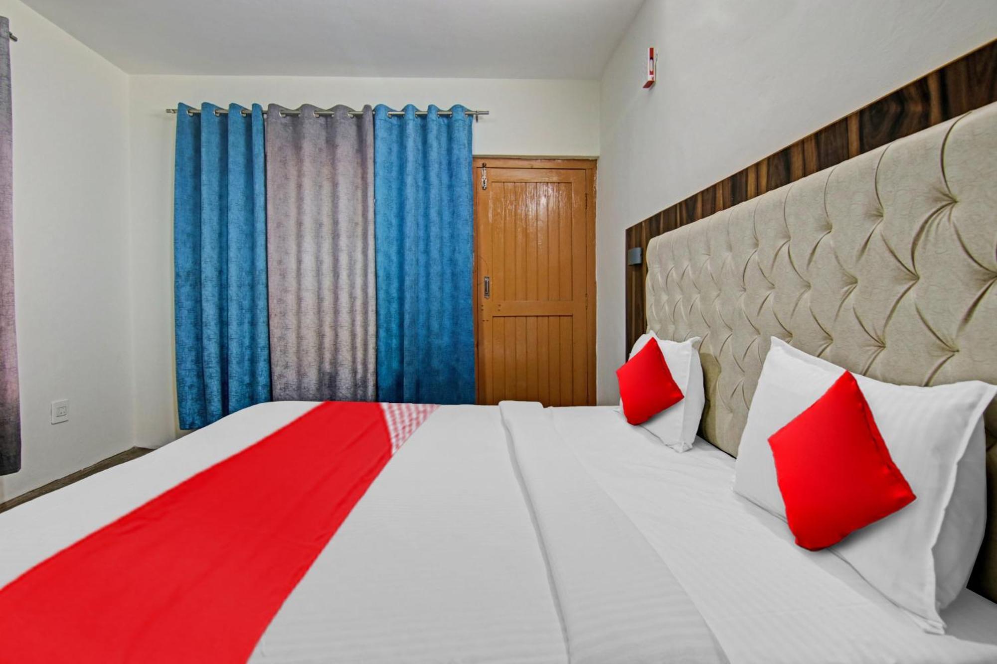 Hotel O Alfa Manāli Esterno foto